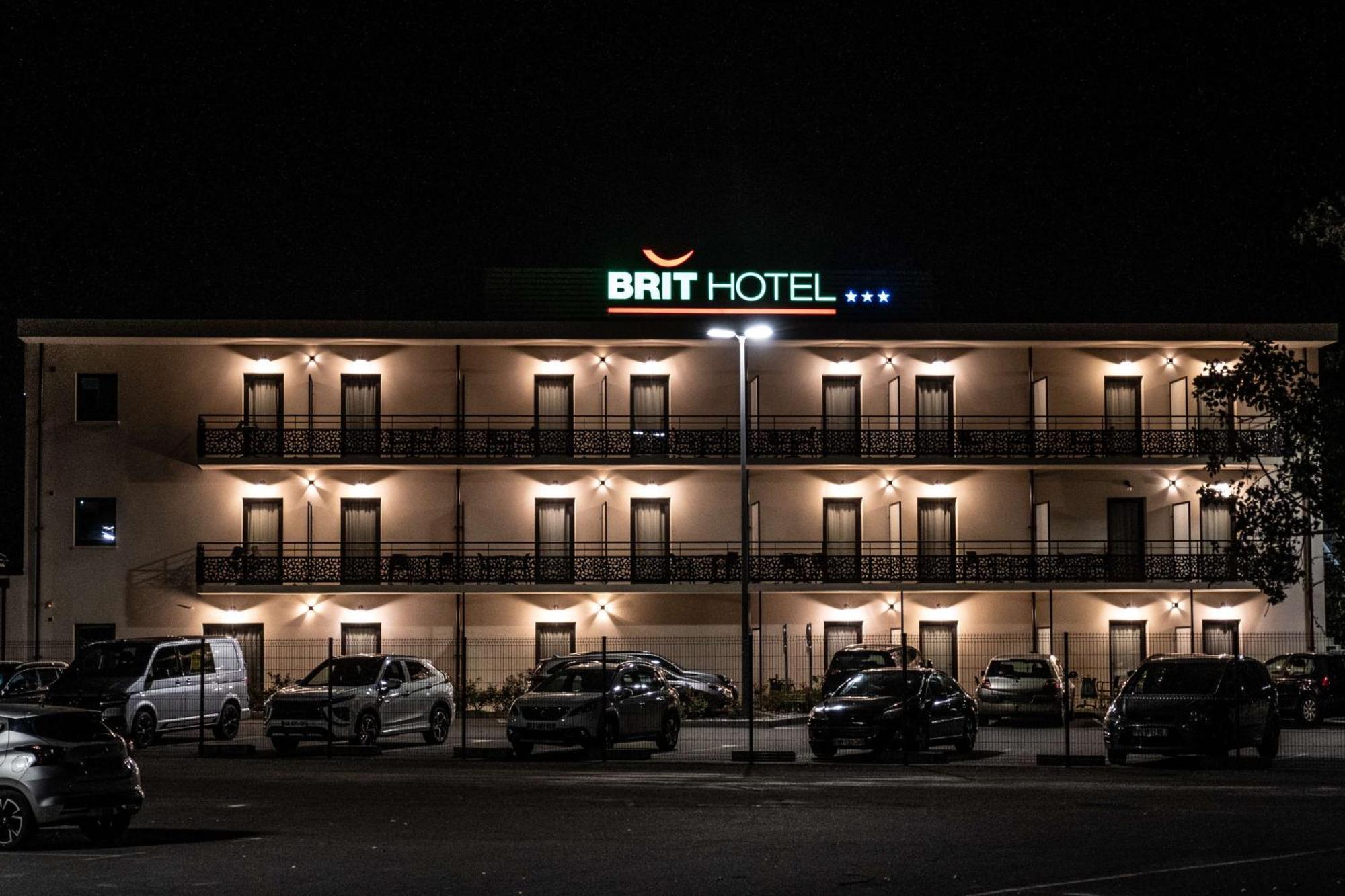 Brit Hotel Privilege Figeac Dış mekan fotoğraf